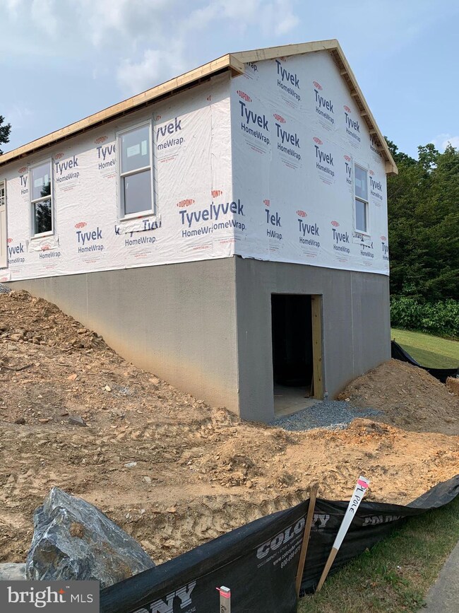 319 N 5th St, Columbia, PA 17512 - photo 3