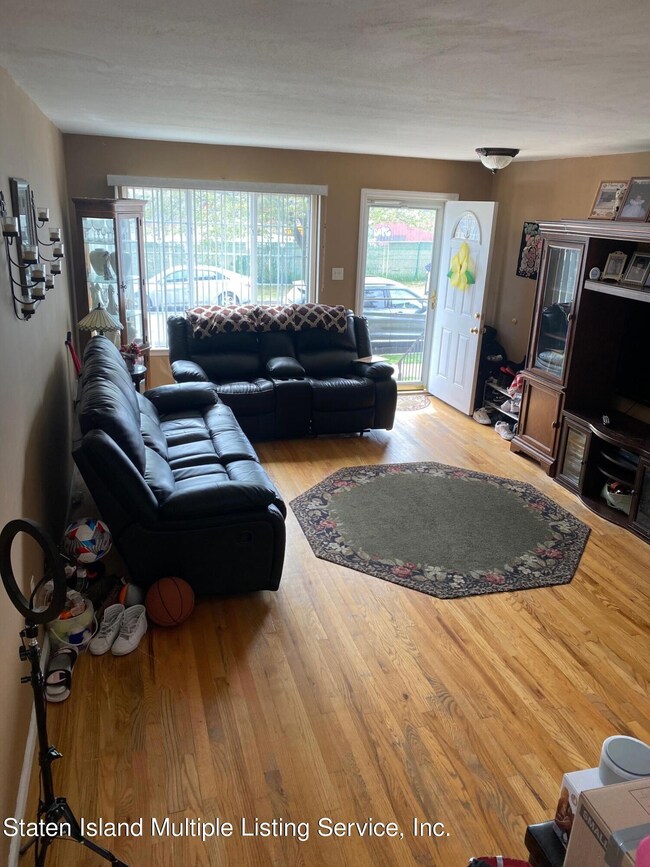 47 Beresford Ave, Staten Island, NY 10314 - photo 5