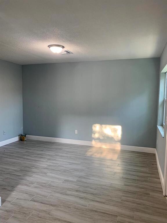 3011 Windsor Ave unit 3, West Palm Beach, FL 33407 - photo 5