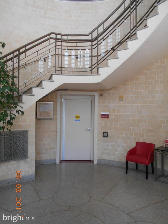 Silverton Condominiums, Silver Spring, MD 20910 - photo 2