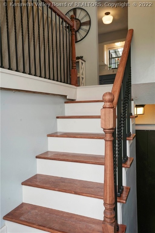 152 Timberlake Cir, Scott Depot, WV 25560 - photo 4