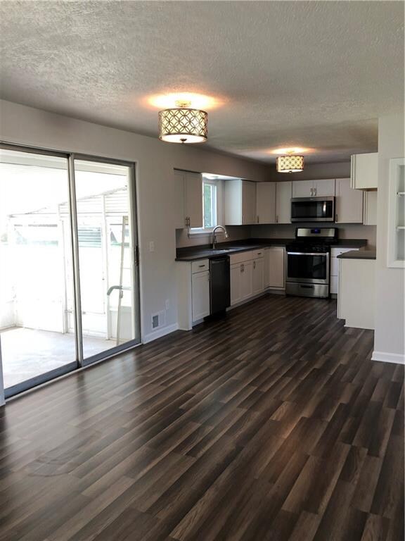 Kitchen/dining area