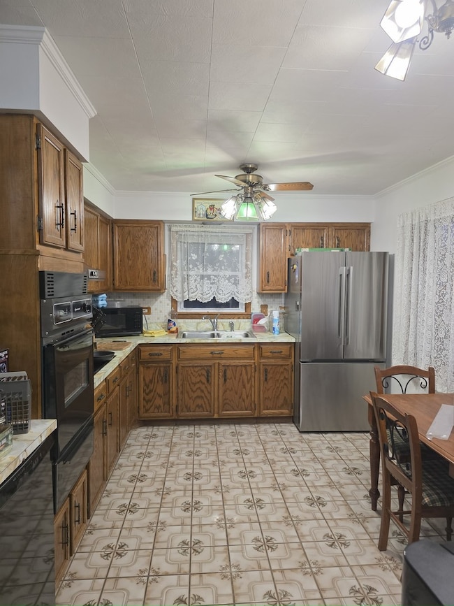 7749 Odell Ave, Bridgeview, IL 60455 - photo 2