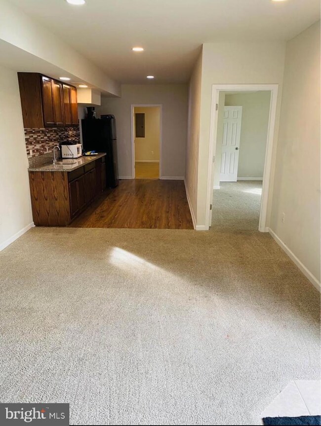 3357 Lady Catherine (Basement Only) Cir, Triangle, VA 22172 - photo 4