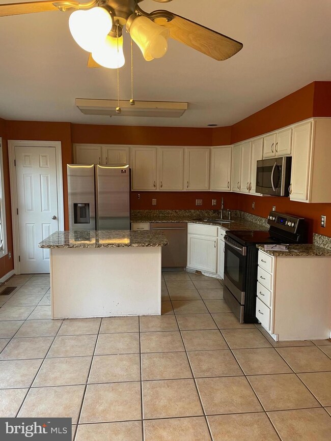 3506 Falling Run Rd, Laurel, MD 20724 - photo 7