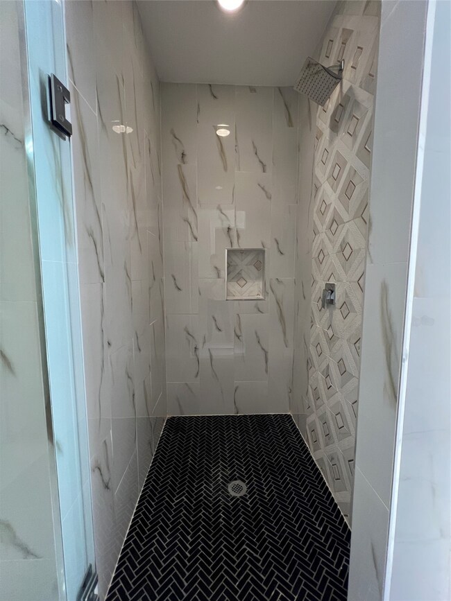 1444 Moritz Dr, Houston, TX 77055 - photo 4