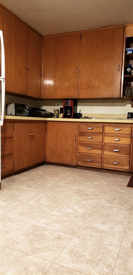 100 Railroad St, Tiffin, IA 52340 - photo 5