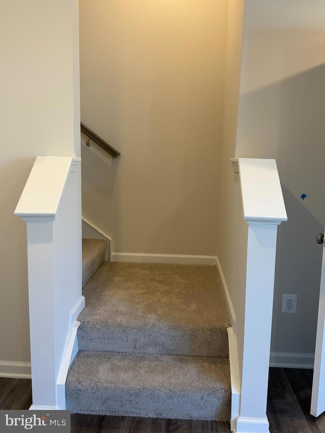 43 Rolling Branch Dr, Ranson, WV 25438 - photo 5