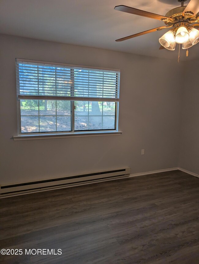 31D Easton Dr, Whiting, NJ 08759 - photo 6