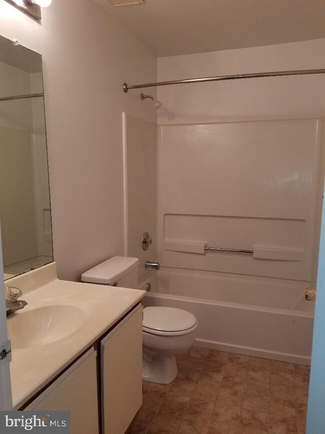 27 Pheasant Meadow Dr, Galloway, NJ 08205 - photo 4