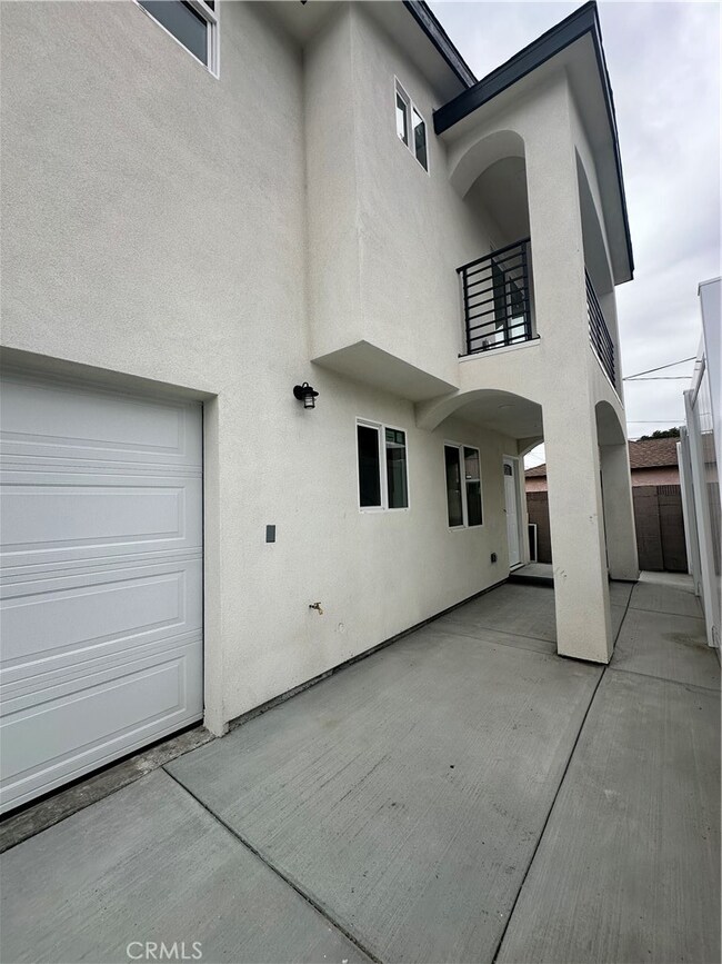 1318 W 131st St unit A, Compton, CA 90222 - photo 3
