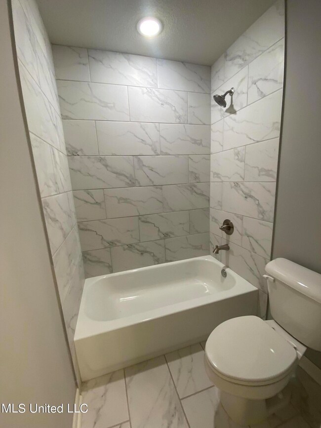 3160 Magnolia Bloom Dr, Hernando, MS 38632 - photo 7