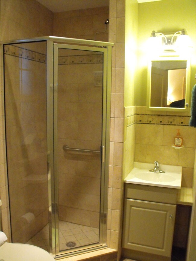 4258 Beverly Ave unit cottage, Jacksonville, FL 32210 - photo 7