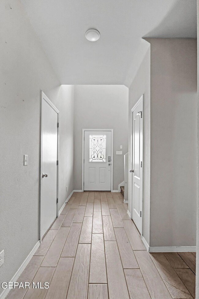 1085 Paseo de Suerte Dr, El Paso, TX 79928 - photo 3