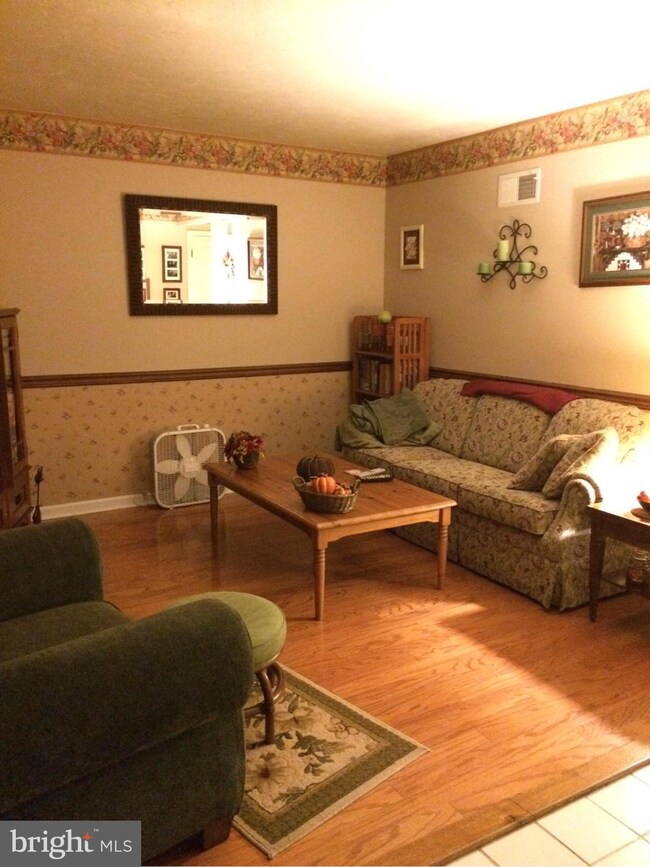 2612 Banbury Ln, Chambersburg, PA 17202 - photo 4