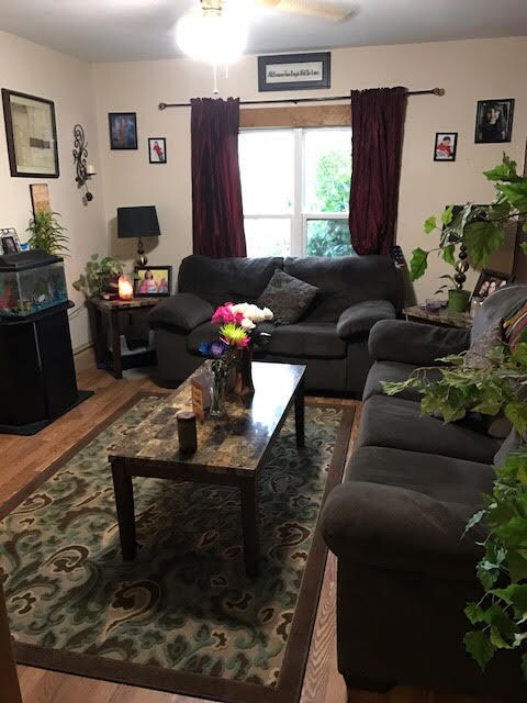 Living Room<|><|>