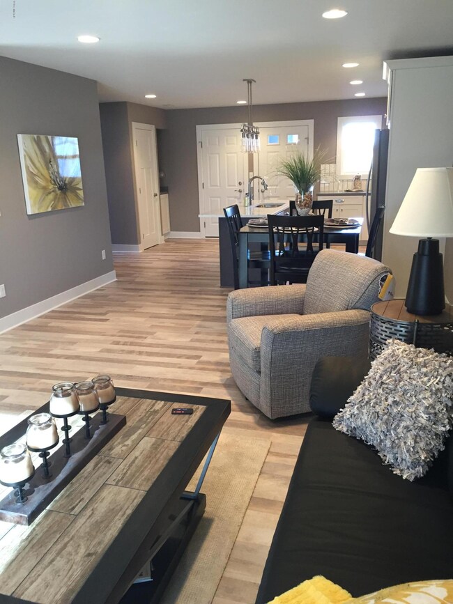 3951 Quincy Meadows Ct unit 33, Holland, MI 49424 - photo 4