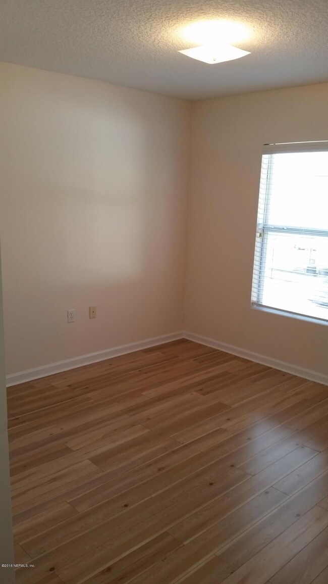 5201 Playpen Dr unit 16, Jacksonville, FL 32210 - photo 7