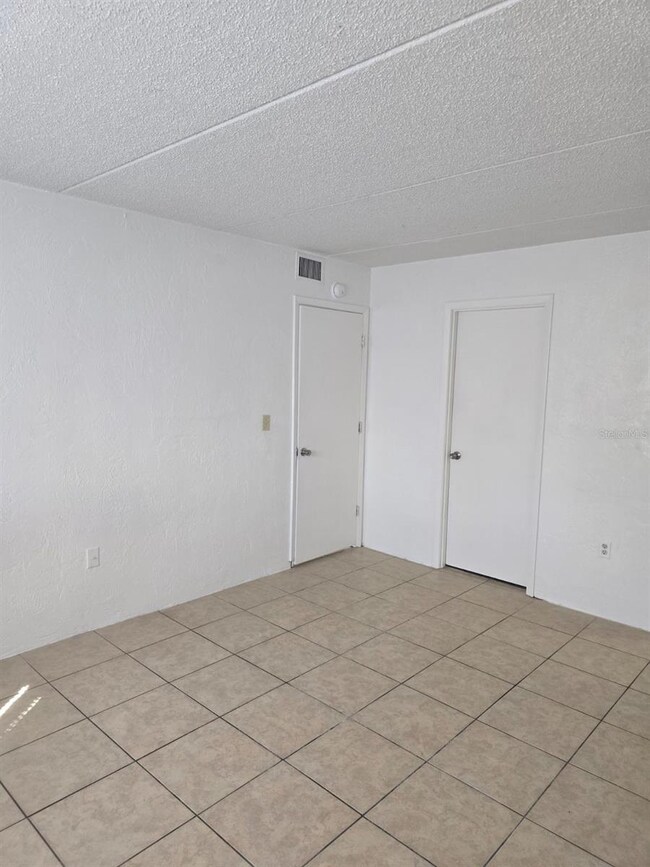 1216 Kennedy Rd unit 19, Daytona Beach, FL 32117 - photo 6