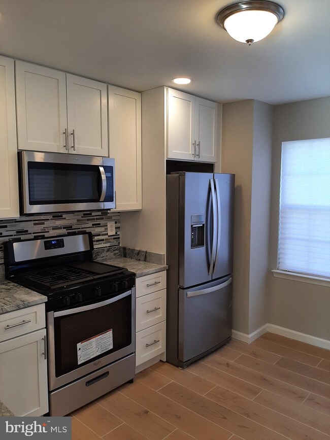 3046 Brinkley Station Dr, Temple Hills, MD 20748 - photo 2