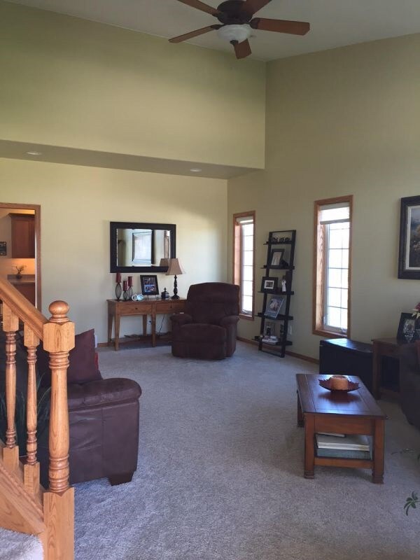 2717 Glen Oaks Dr, Cedar Falls, IA 50613 - photo 5