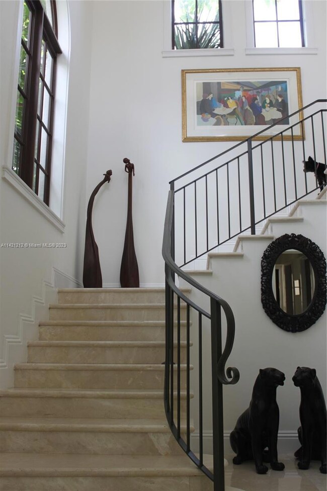 274 W Mashta Dr, Key Biscayne, FL 33149 - photo 4