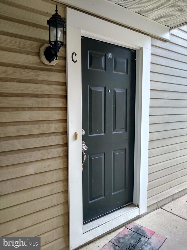 8317 Bluebird Way unit C, Lorton, VA 22079 - photo 4