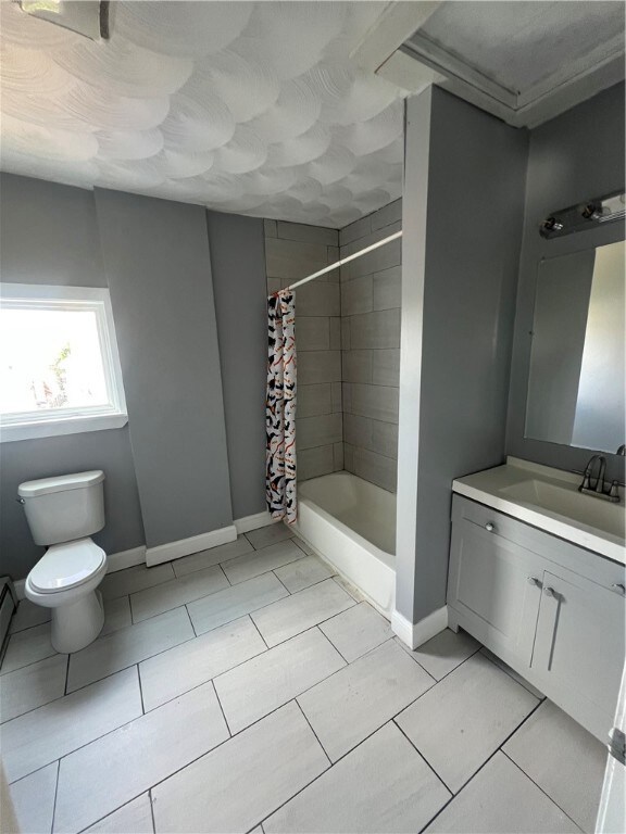 8 Humes St unit 3, Pawtucket, RI 02860 - photo 3