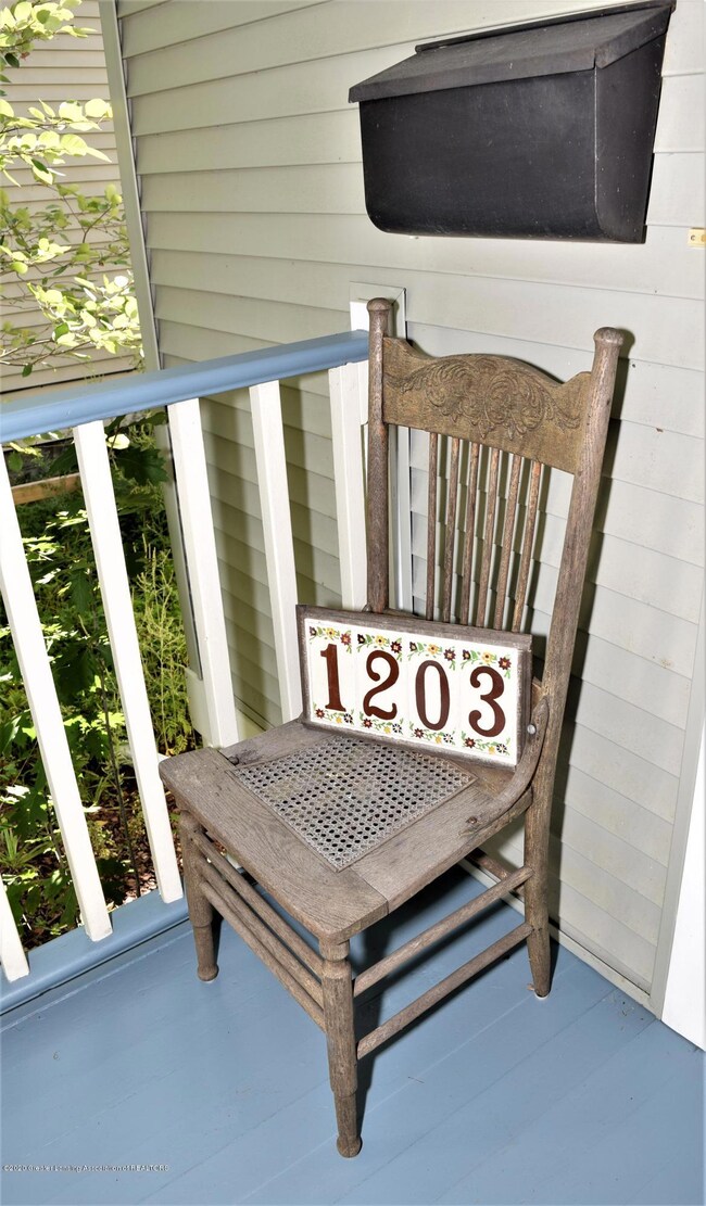 1203 W Ionia St, Lansing, MI 48915 - photo 4