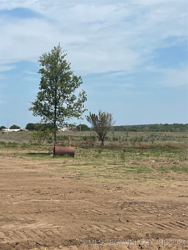 0 W Conifer Rd unit 2431965, Henryetta, OK 74437 - photo 4