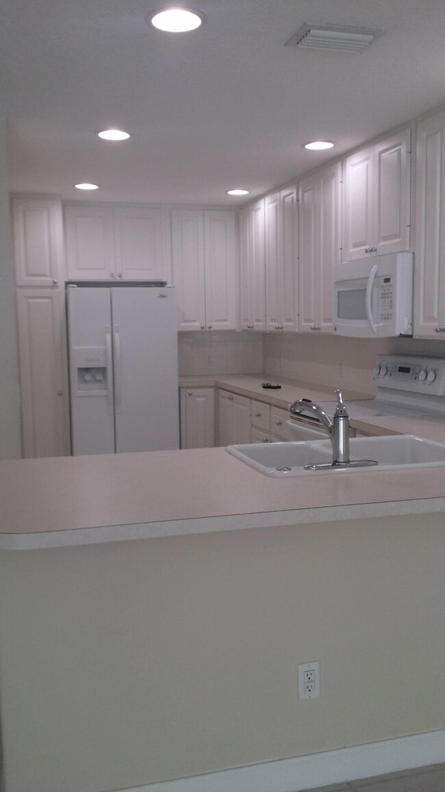 1577 Jeaga Dr, Jupiter, FL 33458 - photo 2