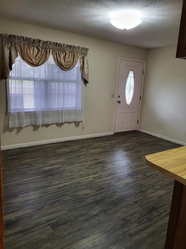 116 Walton Way, Hazlehurst, GA 31539 - photo 6