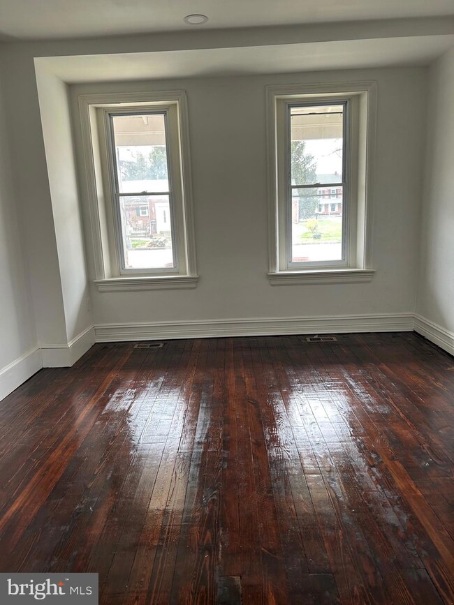 1401 Manor St, Columbia, PA 17512 - photo 7