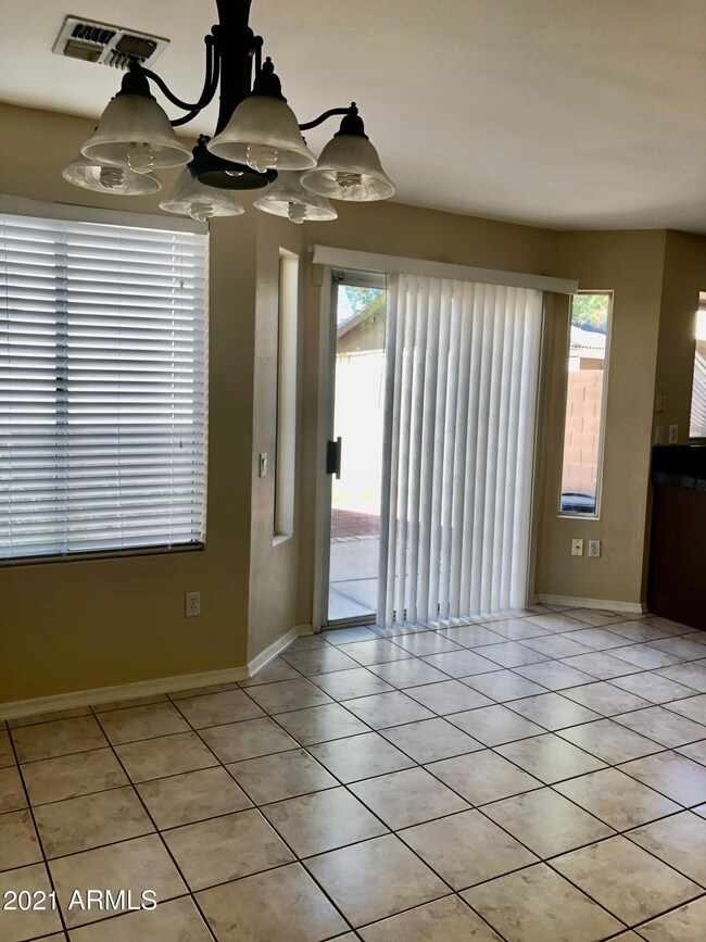 1448 E Countrywalk Ln, Chandler, AZ 85225 - photo 6