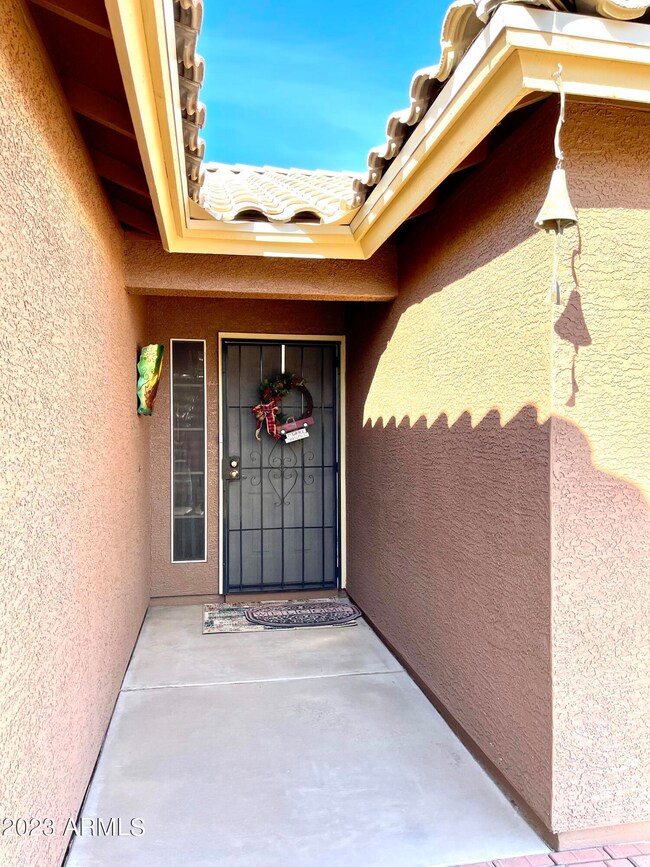 Quartz front entry1