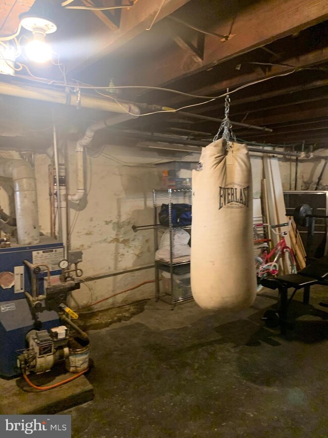 1415 Astor St, Norristown, PA 19401 - photo 4