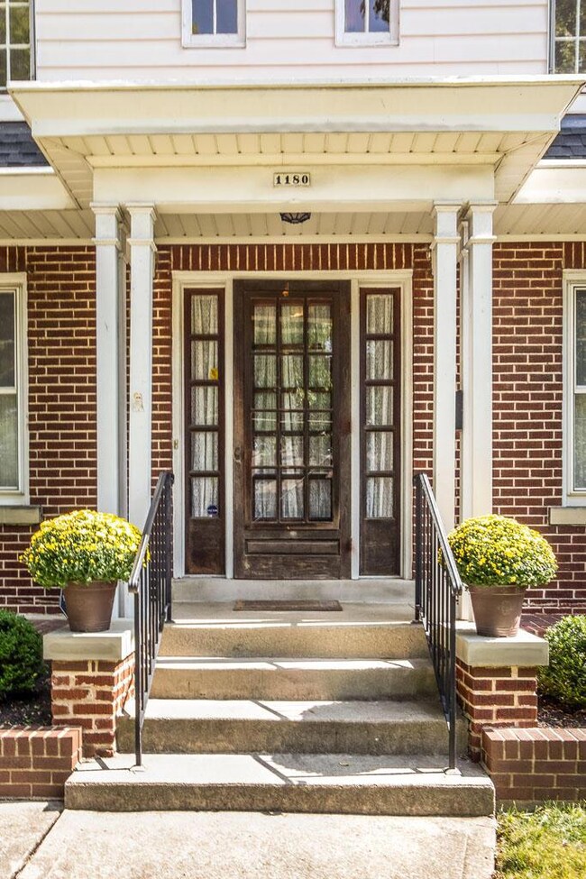 1180 Westwood Ave Front Entrance