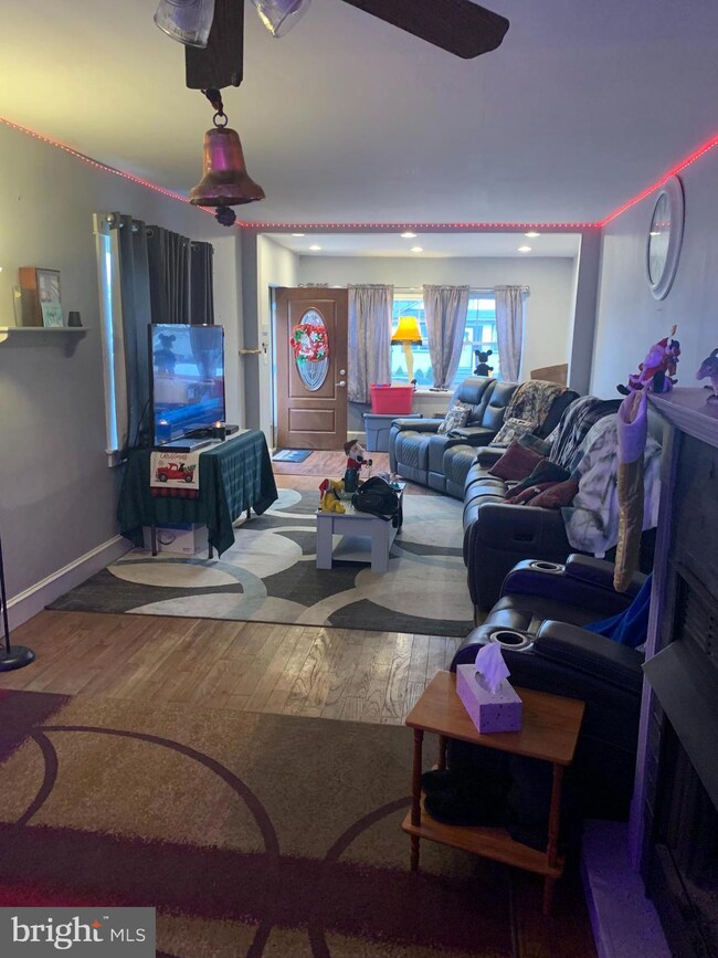 317 Cedarcroft Ave, Audubon, NJ 08106 - photo 6