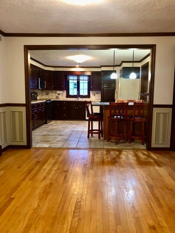 66 Oak St unit 70, Waltham, MA 02453 - photo 7