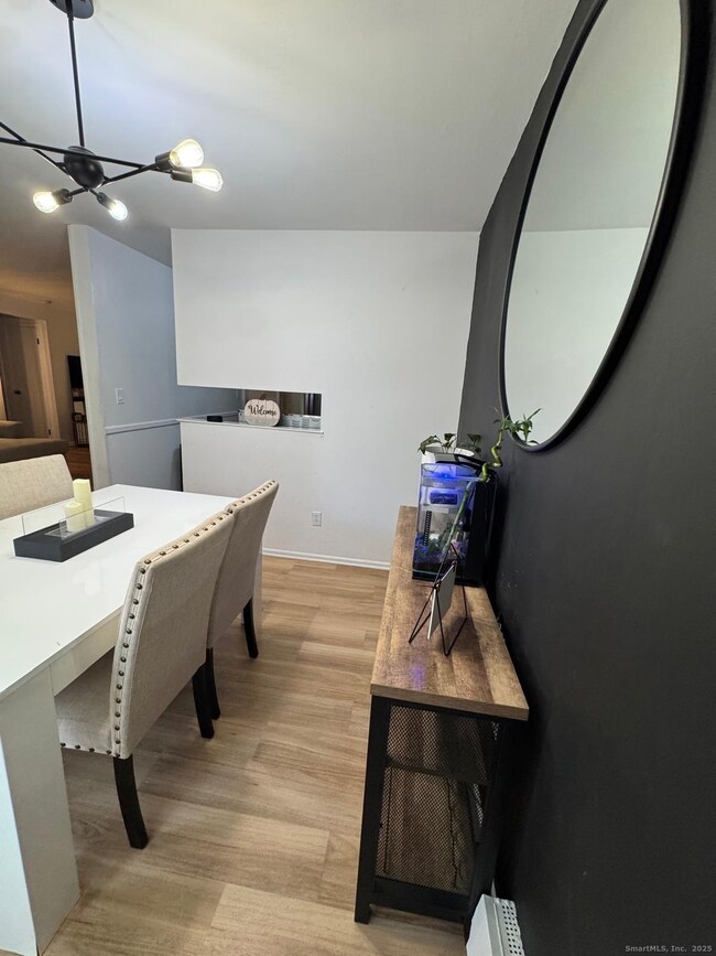 200 Woodmont Ave unit 123, Bridgeport, CT 06606 - photo 6