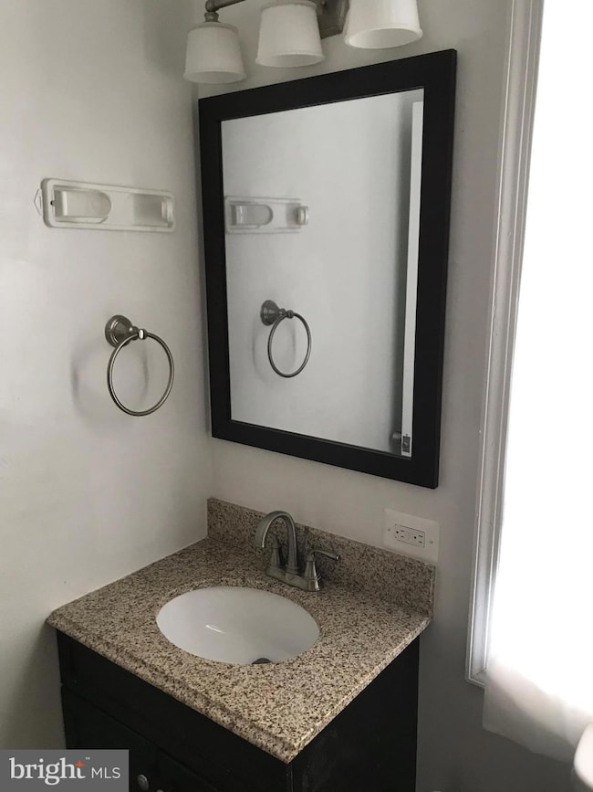 10057 Irongate Way, Manassas, VA 20109 - photo 5