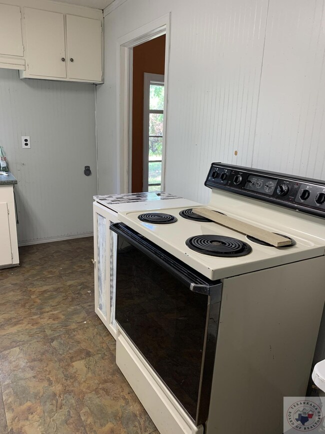4423 Walnut St, Texarkana, TX 75503 - photo 7