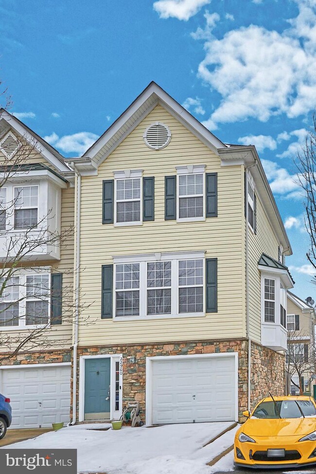 22960 Fontwell Square, Sterling, VA 20166 - photo 3