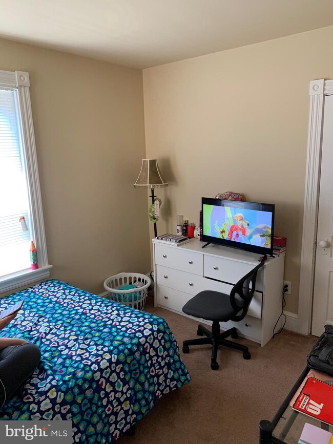 326 E Jackson St, New Holland, PA 17557 - photo 7