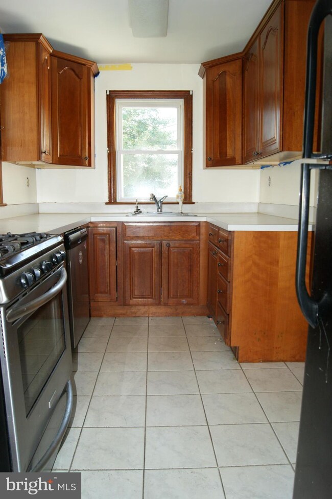 201 Sycamore Rd, Curtis Bay, MD 21226 - photo 6