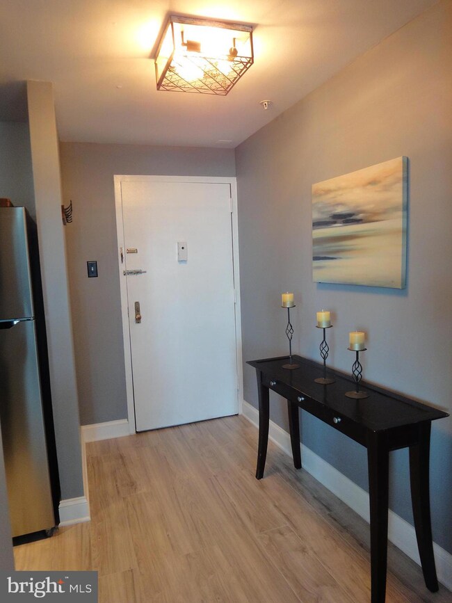 28 Allegheny Ave unit 1401, Towson, MD 21204 - photo 4