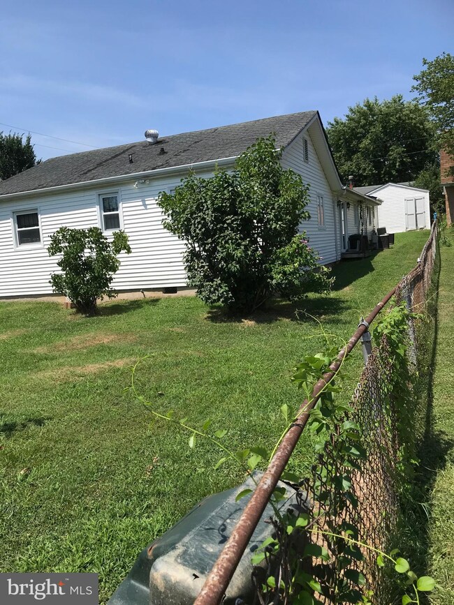 2 Cowl Ct, Baltimore, MD 21220 - photo 2