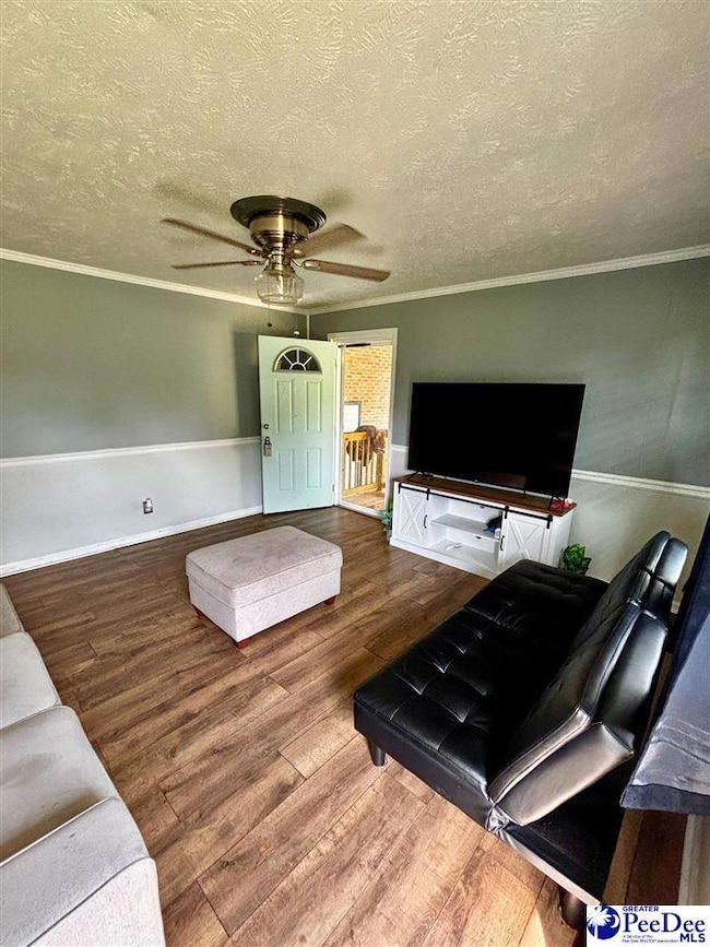 1213 E Washington St, Dillon, SC 29536 - photo 4