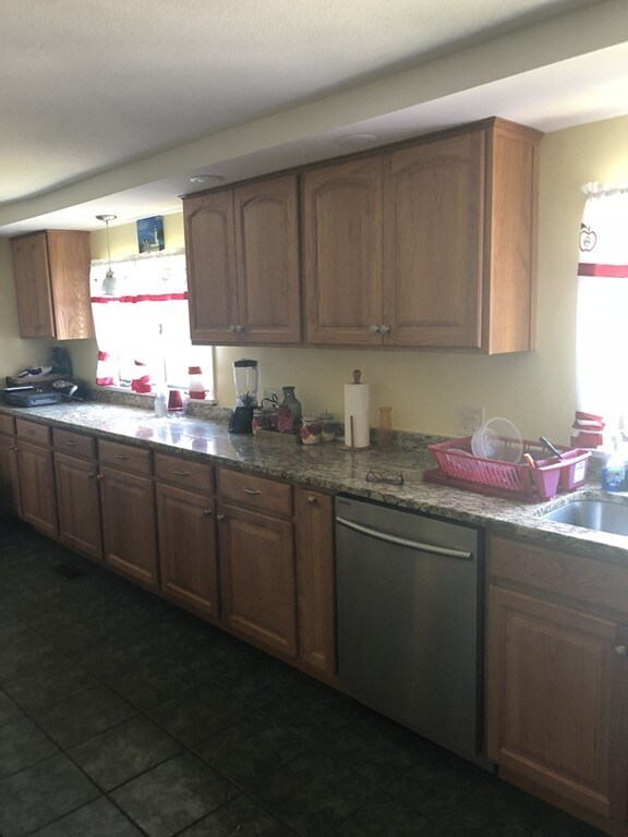 64 Brentwood Terrace, Chicopee, MA 01020 - photo 5