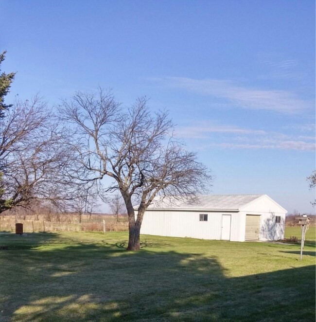 pole barn 108th